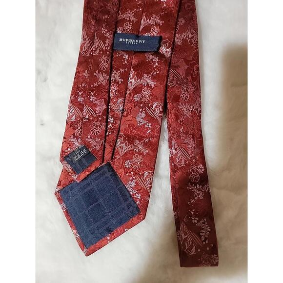 Burberry London Red Tie Ties for Men for sale | eBay BURBERRY London Red Silk Jacquard Neck Tie 61\